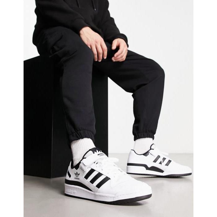 Adidas Originals 아디다스 오리지널 포럼 로우 스니커즈 in 화이트 and 블랙 WHITE 204503803울랄라 편집샵